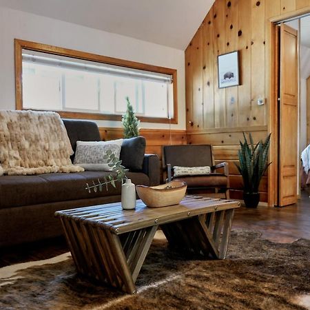 Lake Front Cabins 준 레이크 외부 사진