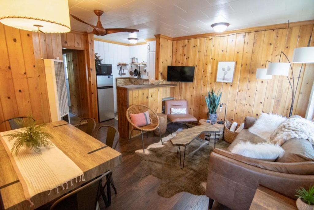 Lake Front Cabins 준 레이크 외부 사진