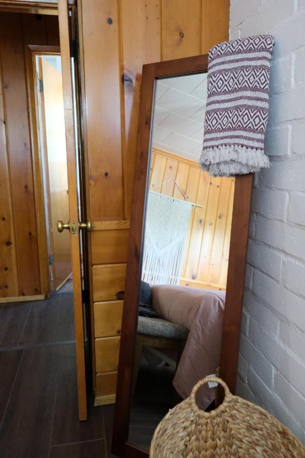 Lake Front Cabins 준 레이크 외부 사진
