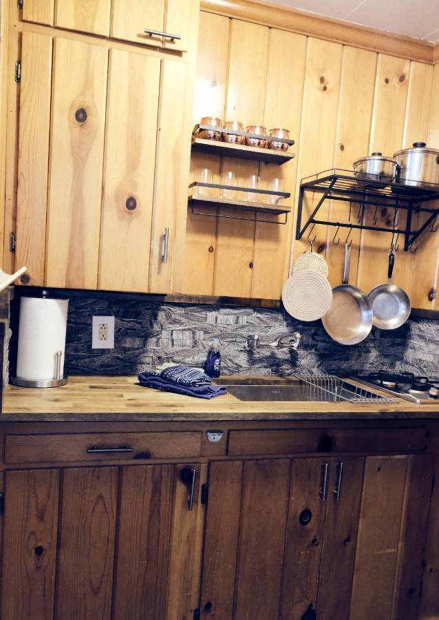 Lake Front Cabins 준 레이크 외부 사진
