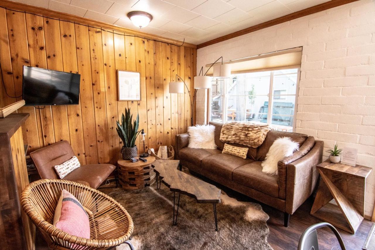 Lake Front Cabins 준 레이크 외부 사진