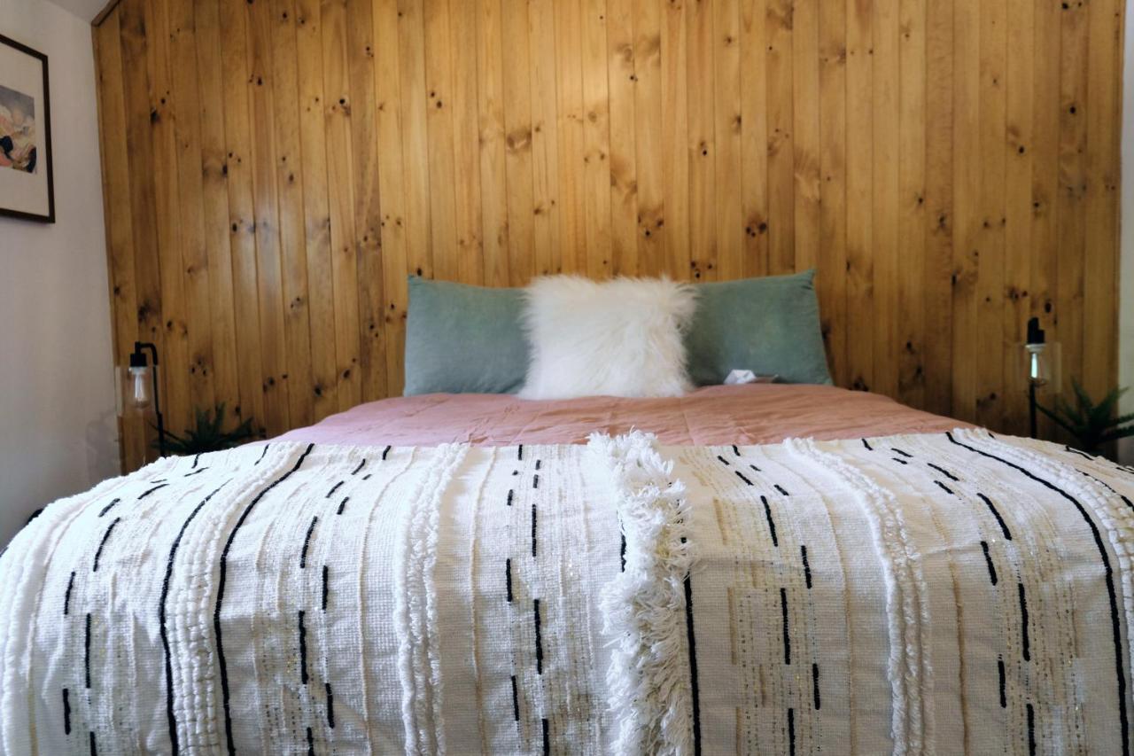 Lake Front Cabins 준 레이크 외부 사진