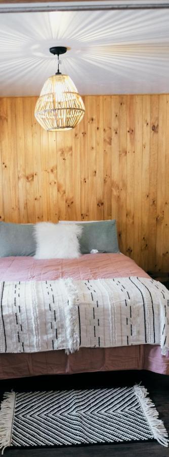 Lake Front Cabins 준 레이크 외부 사진